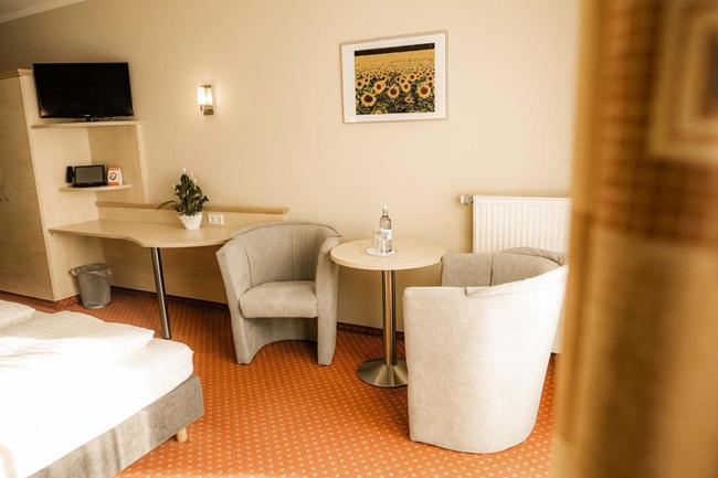 Mueritz-Strandhotel Robel Bagian luar foto